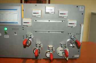 Banc de test GDF SUEZ test compteurs eau gaz banc de simulation de consommation